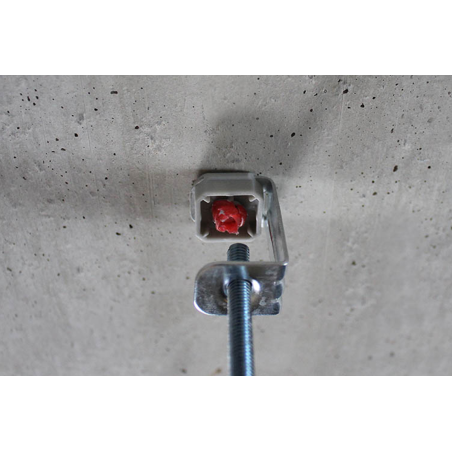 Záves ATV M6 na závitové tyče pre nastreľovaciu techniku, pozinkovaná oceľ