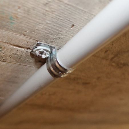 Príchytka nastreľovacia PFT pr. Ø 8 mm, pozinkovaná oceľ